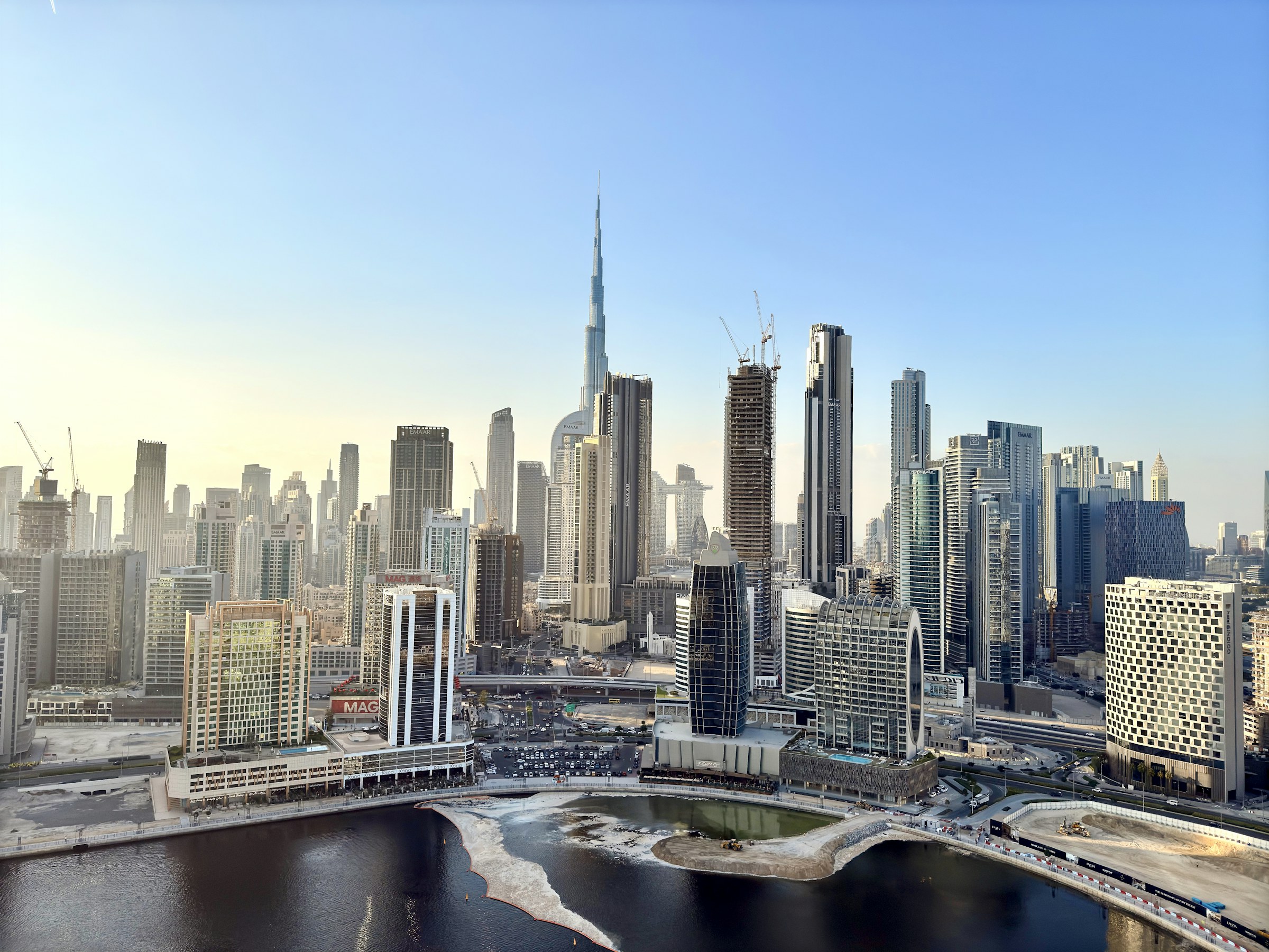 Skyline et quartiers résidentiels de Dubaï