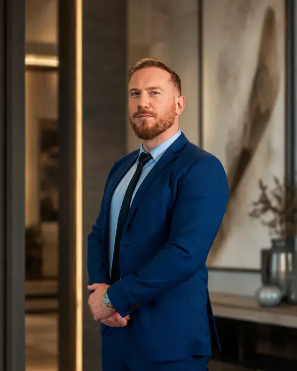 Mago Kitaev, courtier immobilier agréé à Dubai